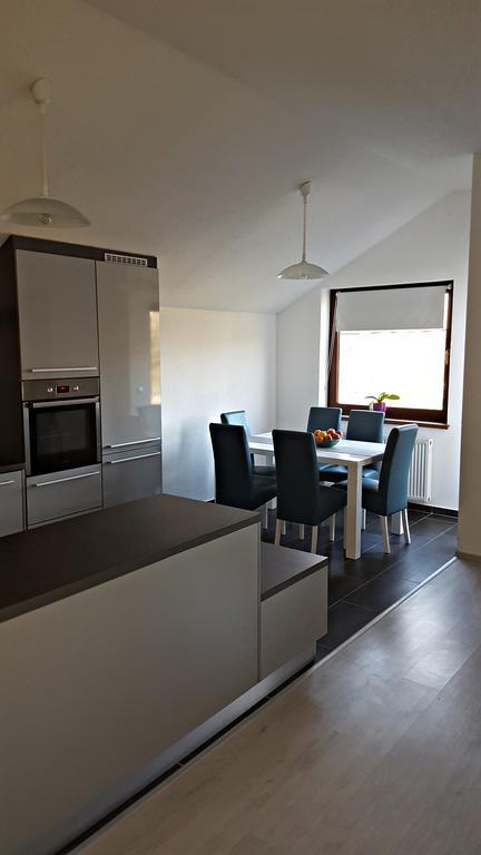 Apartment Lipa Irinovac Szoba fotó