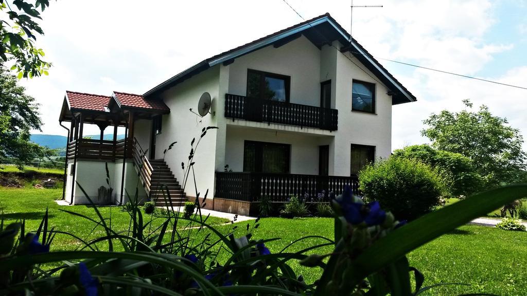 Apartment Lipa Irinovac Szoba fotó